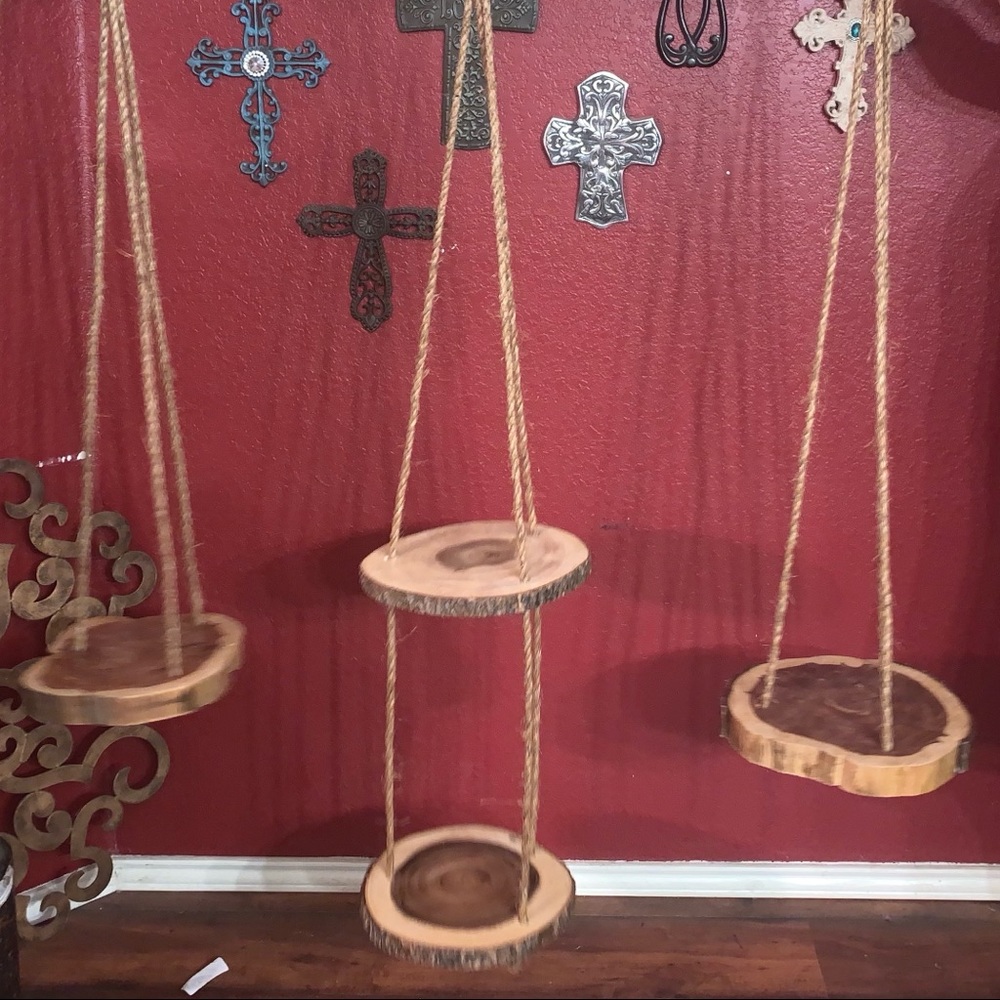 Floating shelves